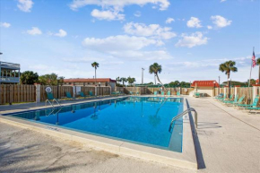 Charming Beach Condo in St Augustine